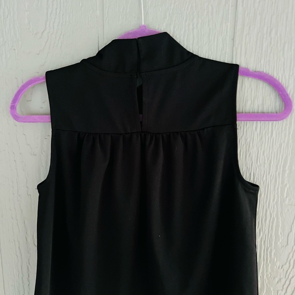 Ann Taylor Blouse color black brand new - Picture 3 of 3